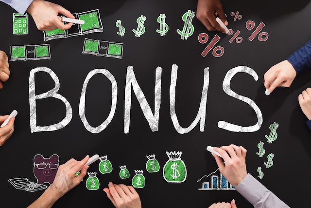 Understanding Employee Bonus Calculations: A Guide for Employers